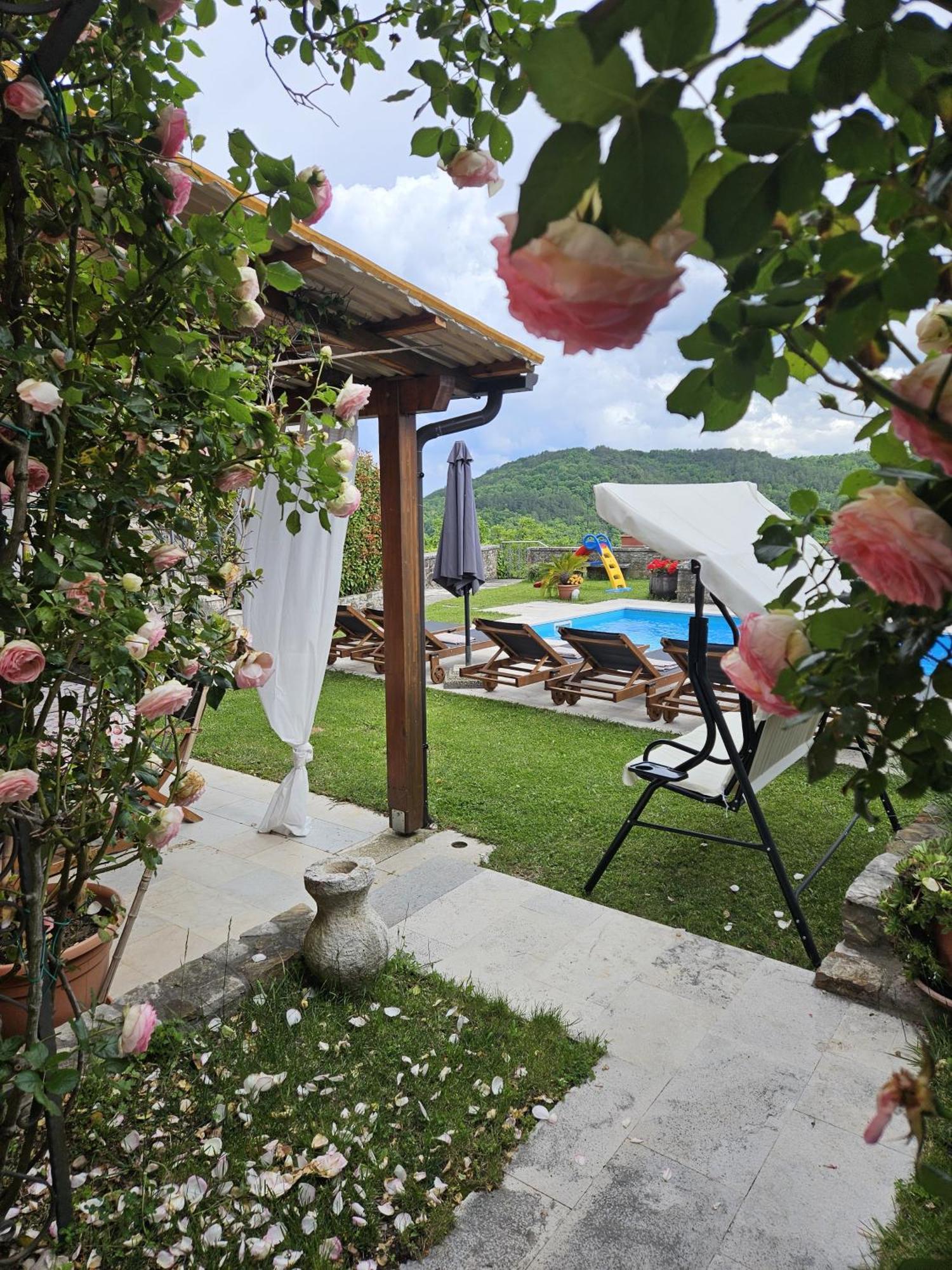 Villa Letizia Oprtalj Экстерьер фото